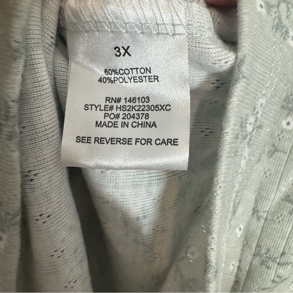 NWT. Hippie Rose Trendy Plus Size Printed Henley Neck Top Juniors 3X Sage Ditsy. - Picture 12 of 14
